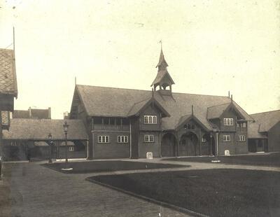 Koninklijke Stallingen historisch